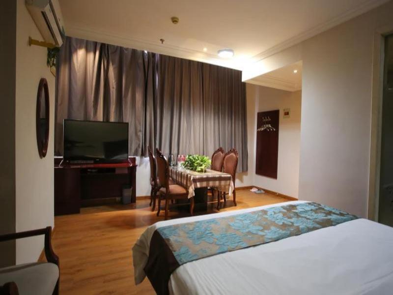 Greentree Inn Jiangsu Wuxi Yangjian Xihu Road Express Hotel מראה חיצוני תמונה