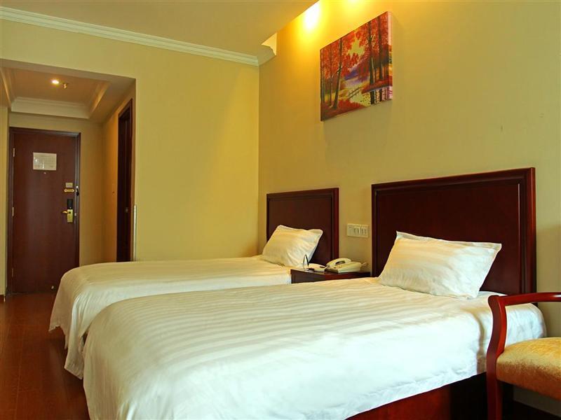 Greentree Inn Jiangsu Wuxi Yangjian Xihu Road Express Hotel מראה חיצוני תמונה