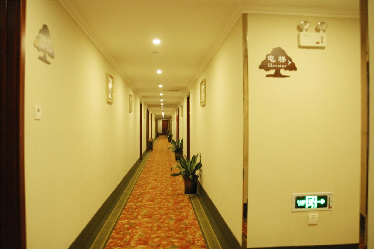 Greentree Inn Jiangsu Wuxi Yangjian Xihu Road Express Hotel מראה חיצוני תמונה