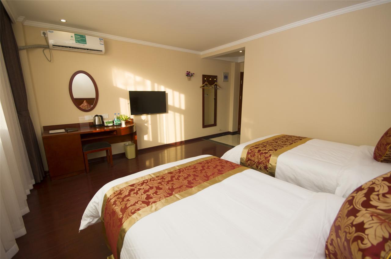 Greentree Inn Jiangsu Wuxi Yangjian Xihu Road Express Hotel מראה חיצוני תמונה