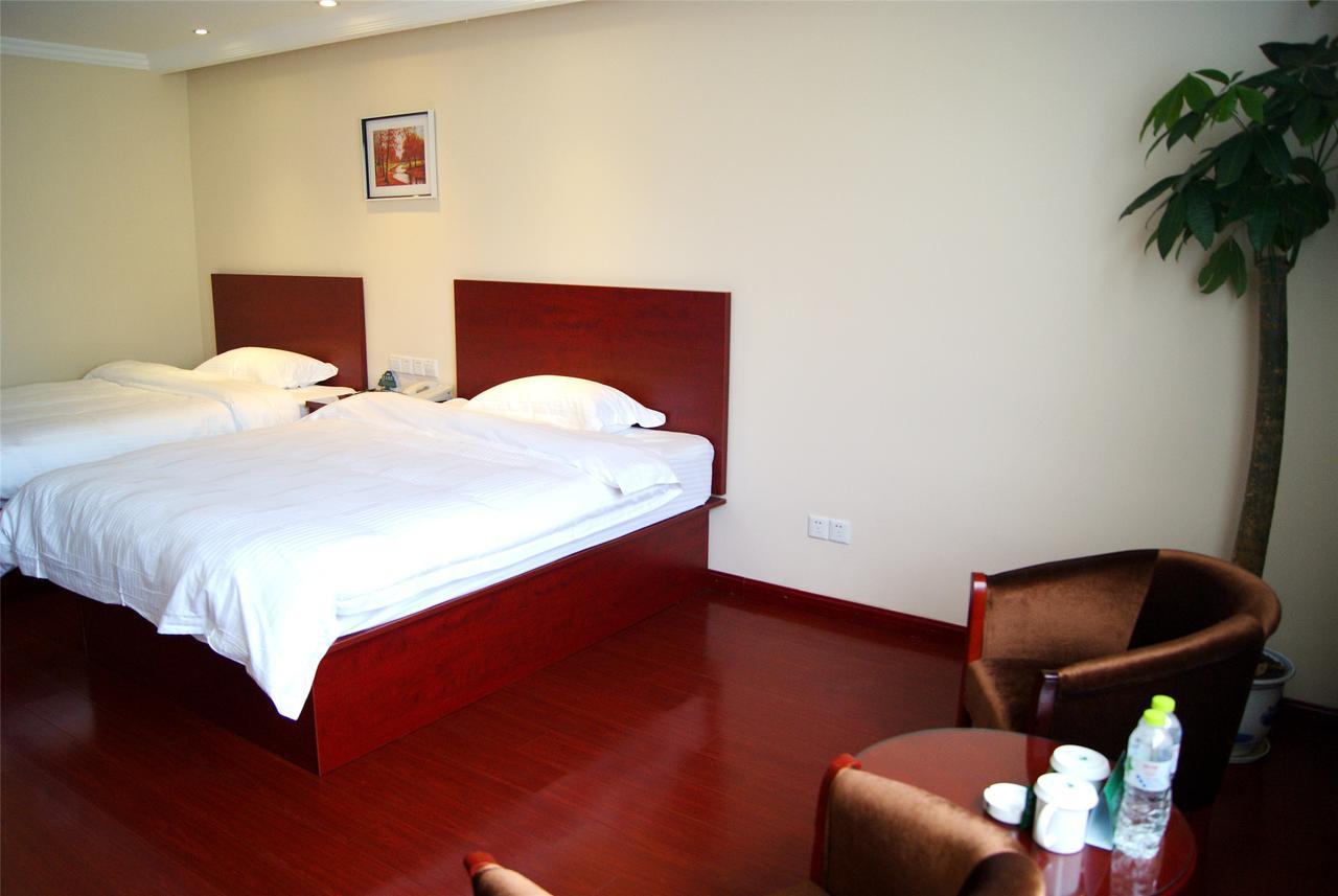 Greentree Inn Jiangsu Wuxi Yangjian Xihu Road Express Hotel מראה חיצוני תמונה