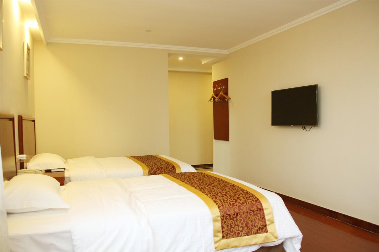 Greentree Inn Jiangsu Wuxi Yangjian Xihu Road Express Hotel מראה חיצוני תמונה